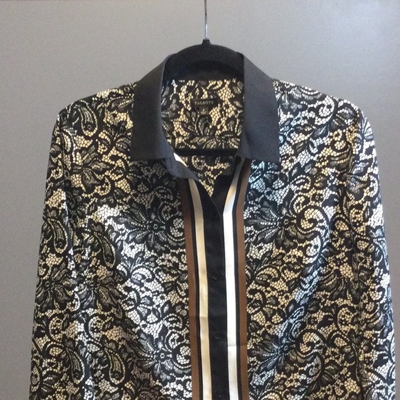 NWOT 8 Talbots black lace look button down blouse - Picture 5 of 15